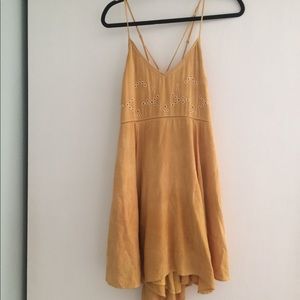 Yellow strappy summer dress M